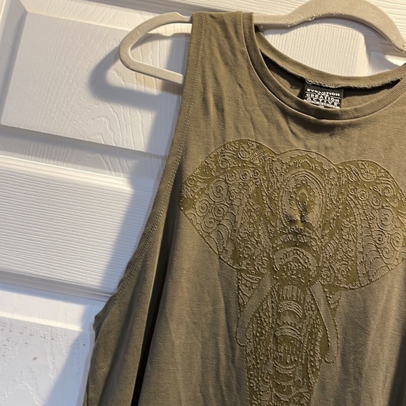 Evolution and Creation Active Olive Burnout Elephant Cut Out Tank Top M - Picture 4 of 8